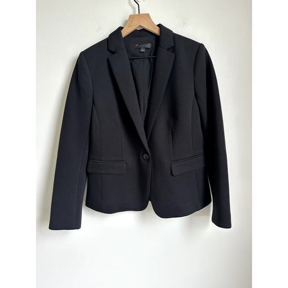 Ann Taylor The One-Button Blazer - Black Double Knit - Size 6 - Picture 2 of 3